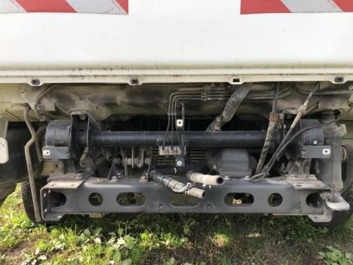 134 - MITSUBISHI CANTER ШАРНИР КАБИНЫ DUBEL 2004