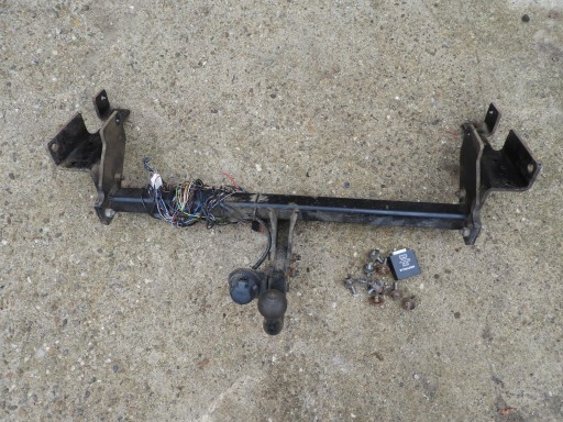 MITSUBISHI OUTLANDER 1 І 03 - КОМПЛЕКТ ДРУГІВ ДЛЯ БУКСИРУЮЧОГО ГАКА BOSAL WESTFALIA.