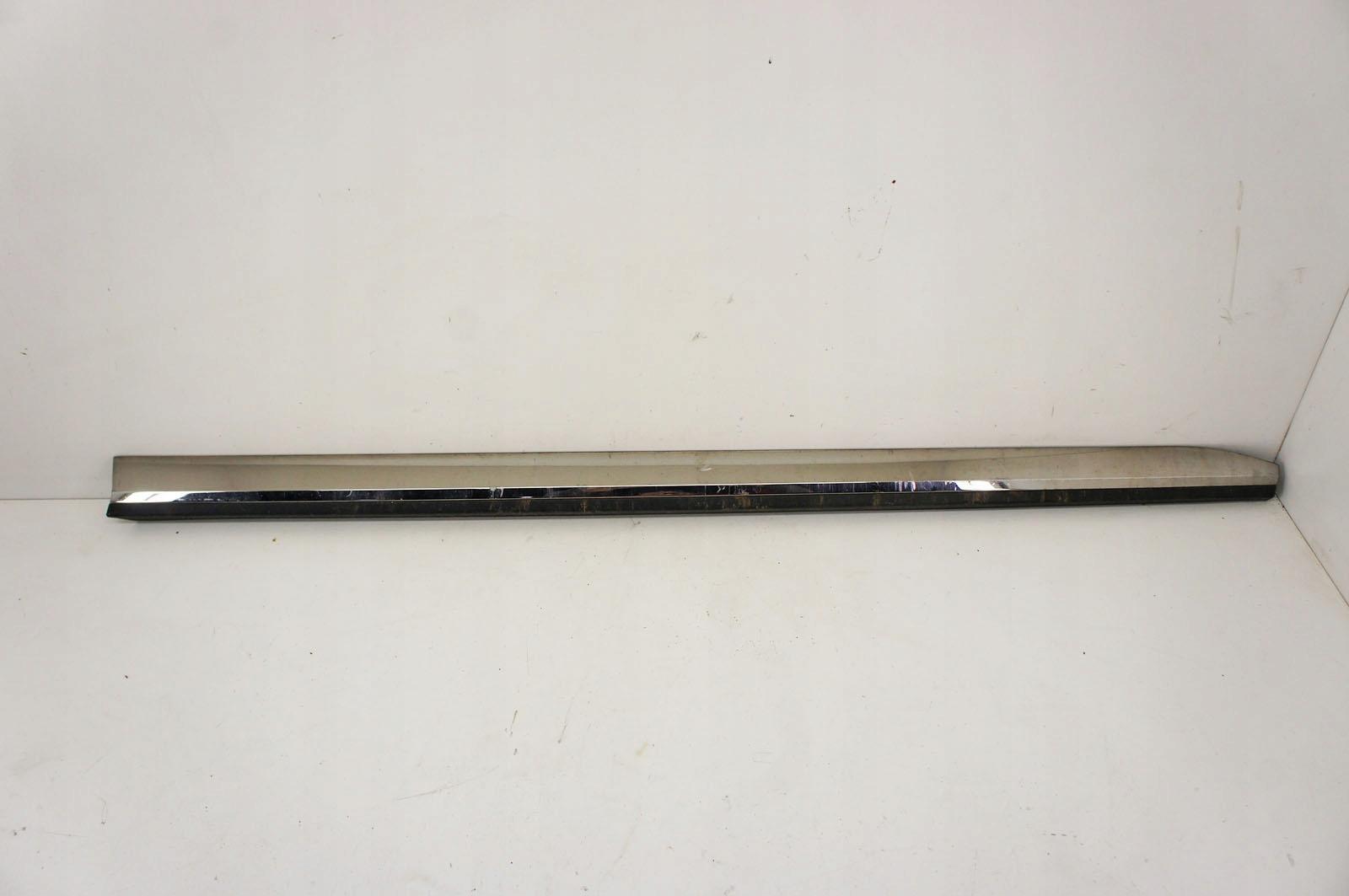 801862526R - Ml173 Renault Clio V молдинг правої передньої двері