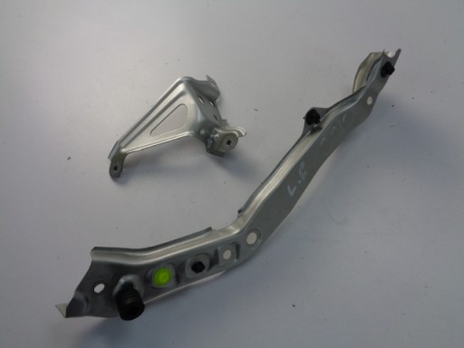 Крепления левого крыла TOYOTA COROLLA E21 XII 2022 год 2RD