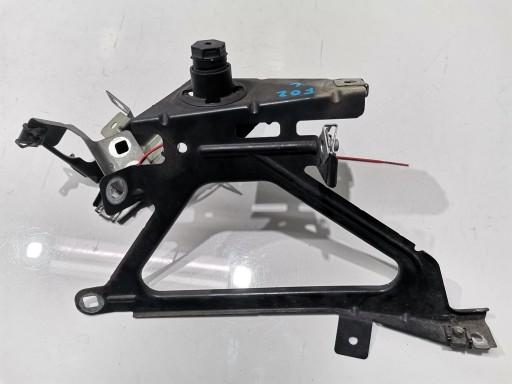 730D 740D - Кріплення крила л BMW F01 F02 7184179 KPL