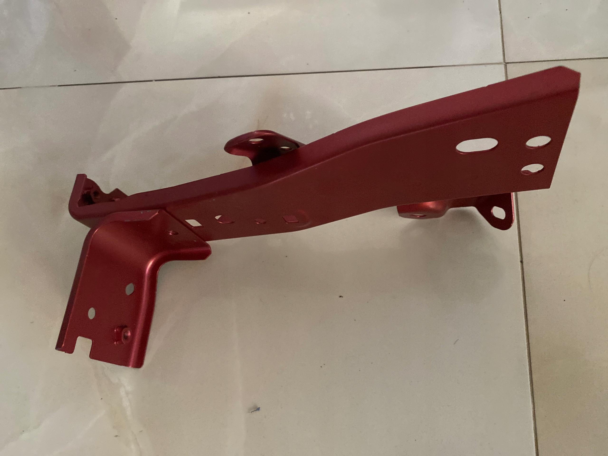 GHP9-52-240D - КРЕПЛЕНИЕ КРЫЛА ЛЕВОЕ MAZDA 6 GJ