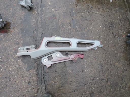 620423958R - КРЕПЛЕНИЕ КРЫЛА ЛЕВОЕ RENAULT SCENIC 4 IV