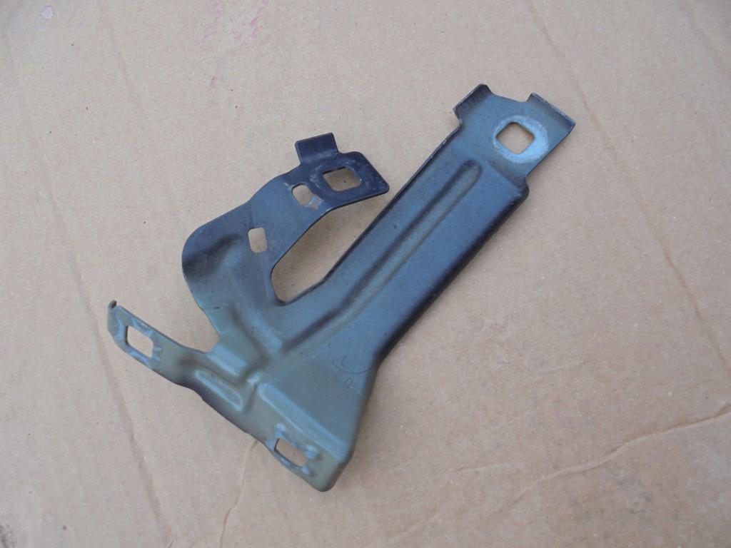 7298037 - Кріплення крила переднє ліве BMW F30 F31 F32 F36