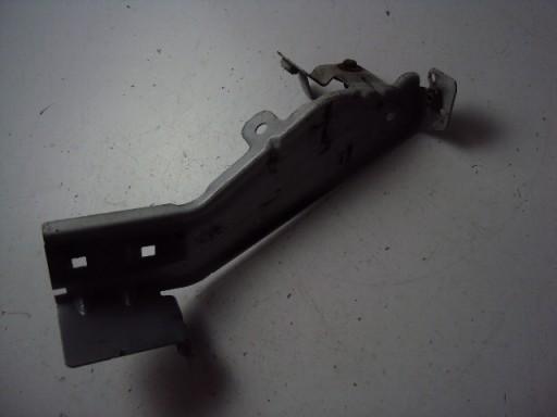 631426182R - КРІПЛЕННЯ ПРАВОГО КРИЛА SMART FORTWO 453 14-20