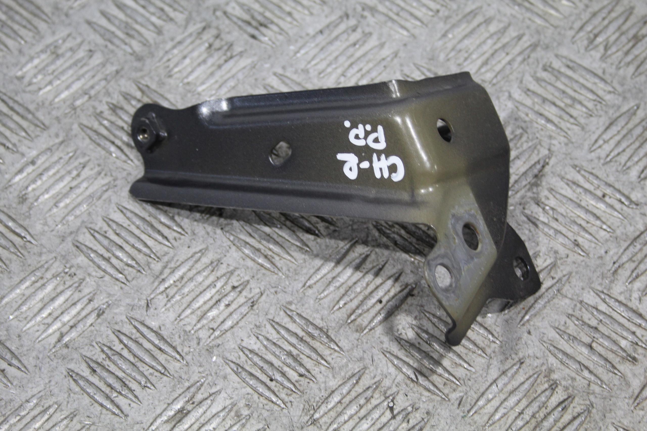 КРЕПЛЕНИЕ КРЫЛА ПРАВЫЙ ПЕРЕДНИЙ TOYOTA CHR C-HR