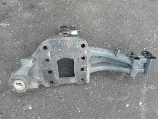 КРЕПЛЕНИЕ РЕССОРЫ ПЕРЕДНЕЕ ПРАВОЕ DAF XF 106 1922168