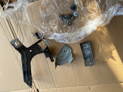 7413402 - КРЕПЛЕНИЕ РУЧКИ ПРАВОГО КРЫЛА ПРАВЫЕ РУЧКИ BMW G11 G12 КОМПЛЕКТ