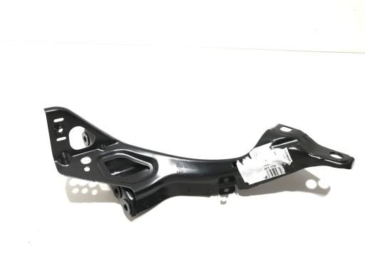 4G0821136A - Крепление кронштейн крыла правый AUDI A6 C7