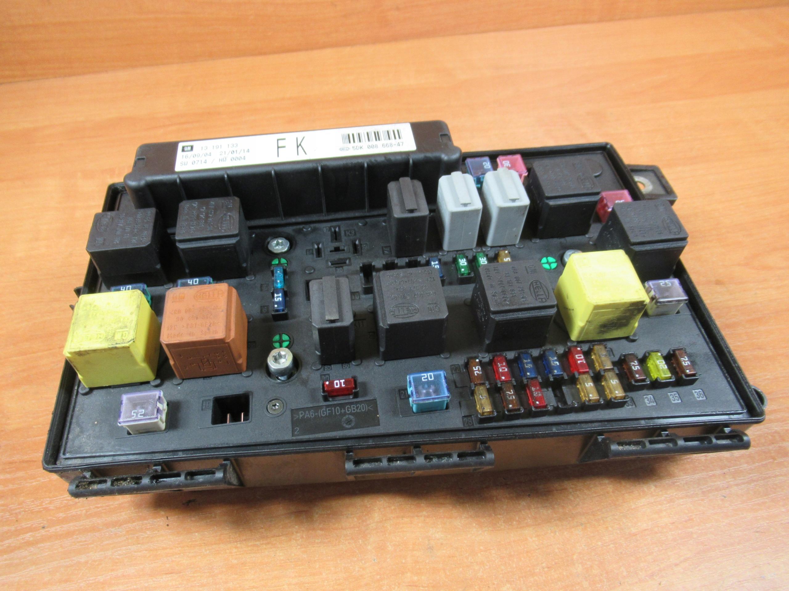 13191133 - МОДУЛЬ BSI КОРОБКА OPEL ASTRA III H 1319133 FK