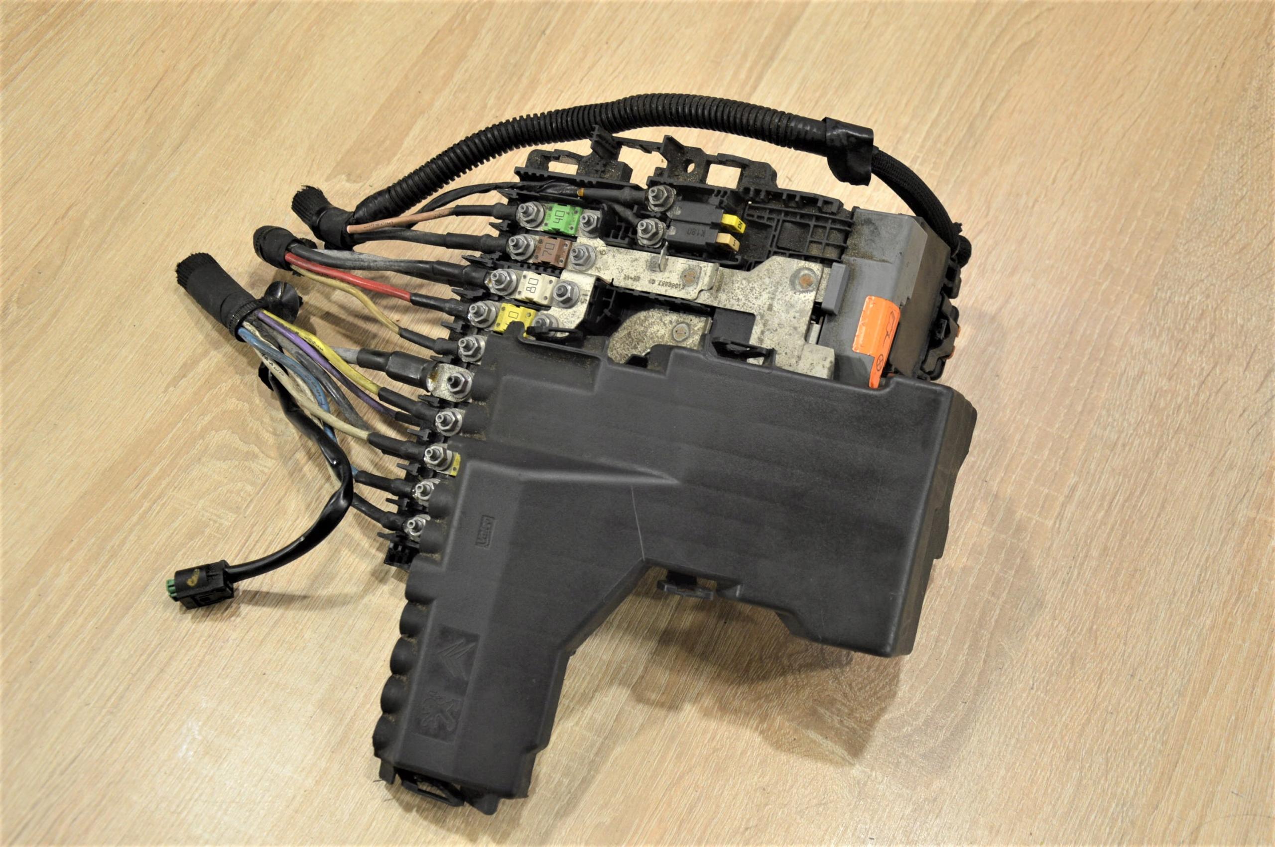 9665877980 - МОДУЛЬ НАПРЯЖЕНИЯ БАТАРЕИ PEUGEOT 508 И 2.0 HDI