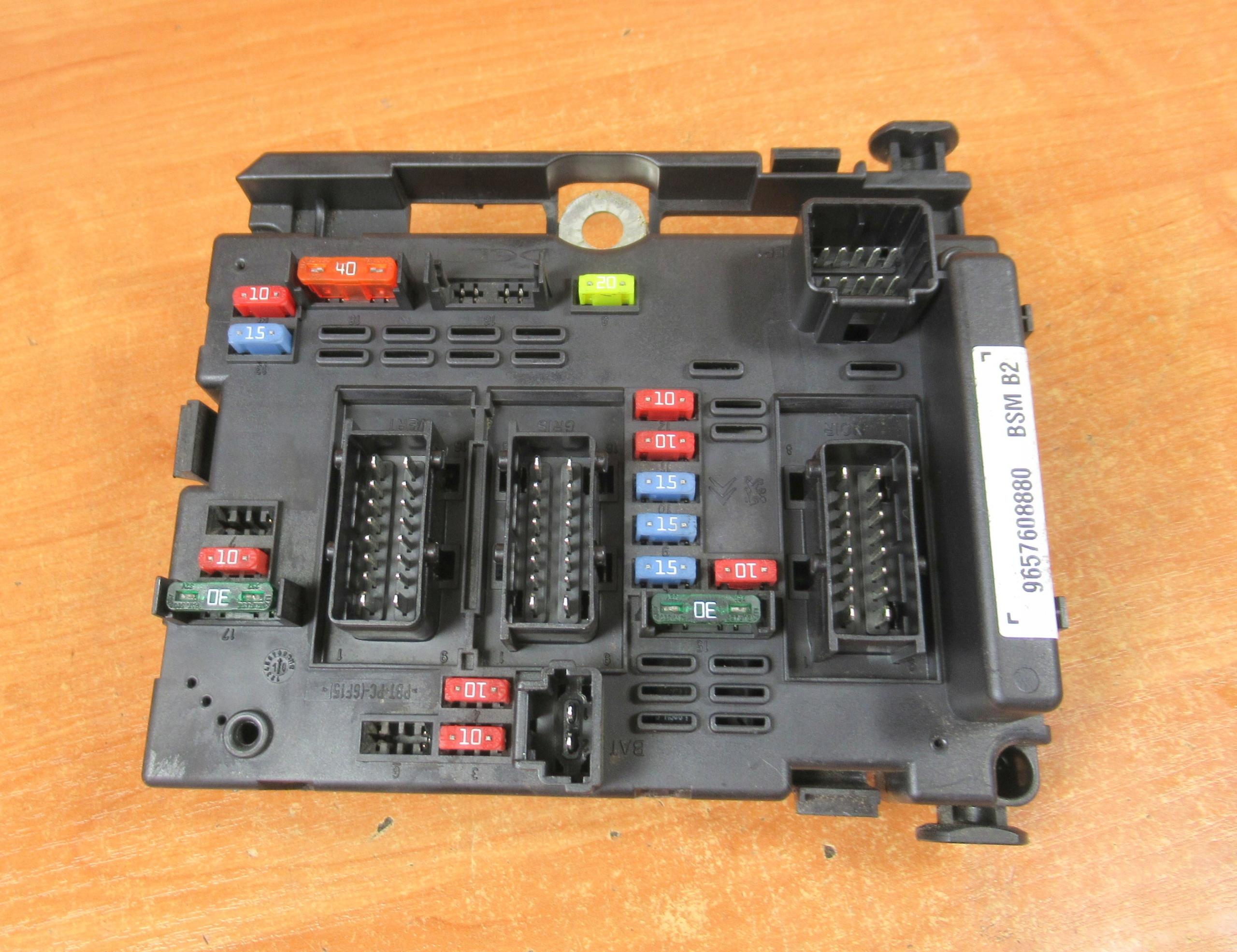 9656086180 - Модуль коробки BSM B2 CITROEN C3 і 9657608880