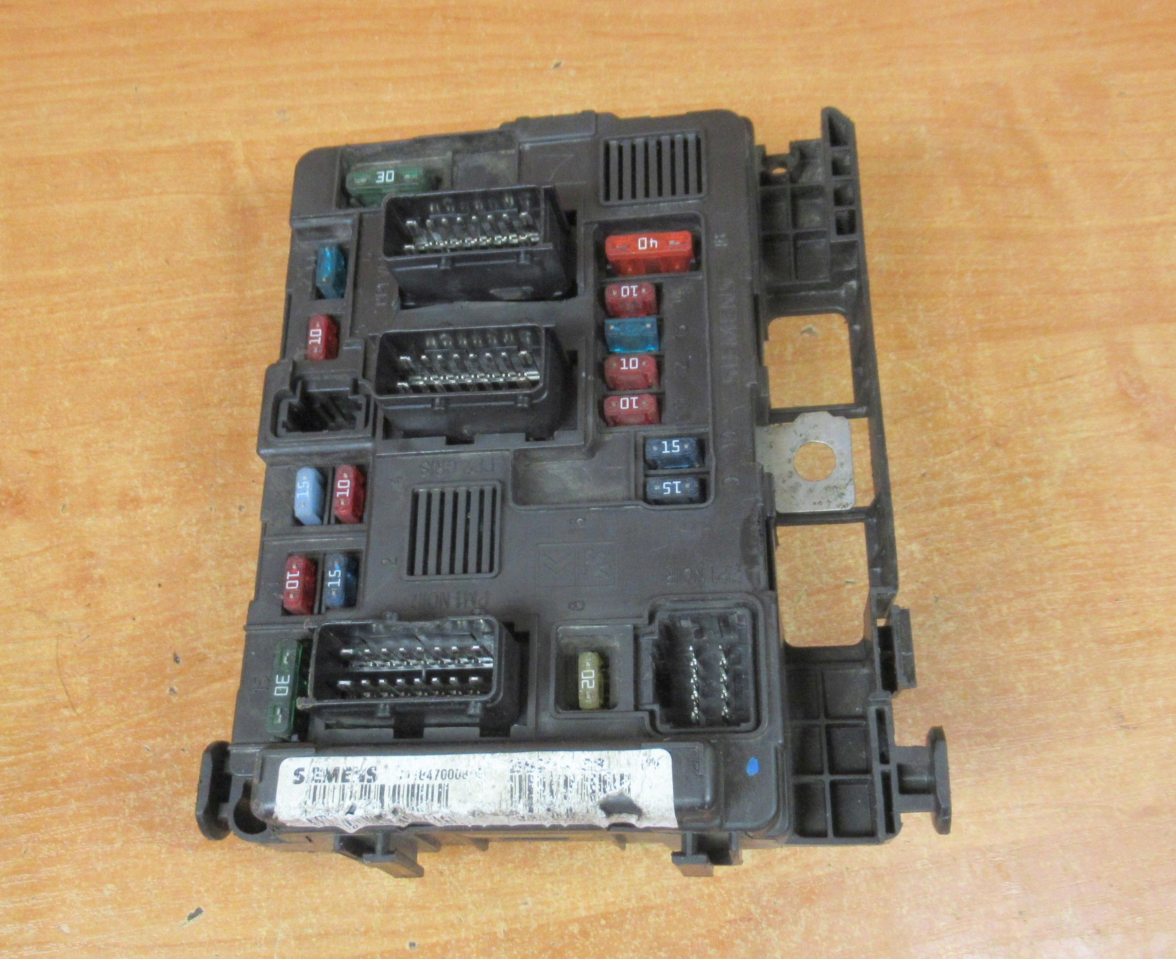 S118470003E - Модуль коробки BSM B3 CITROEN C2 C3 C5 9643498880