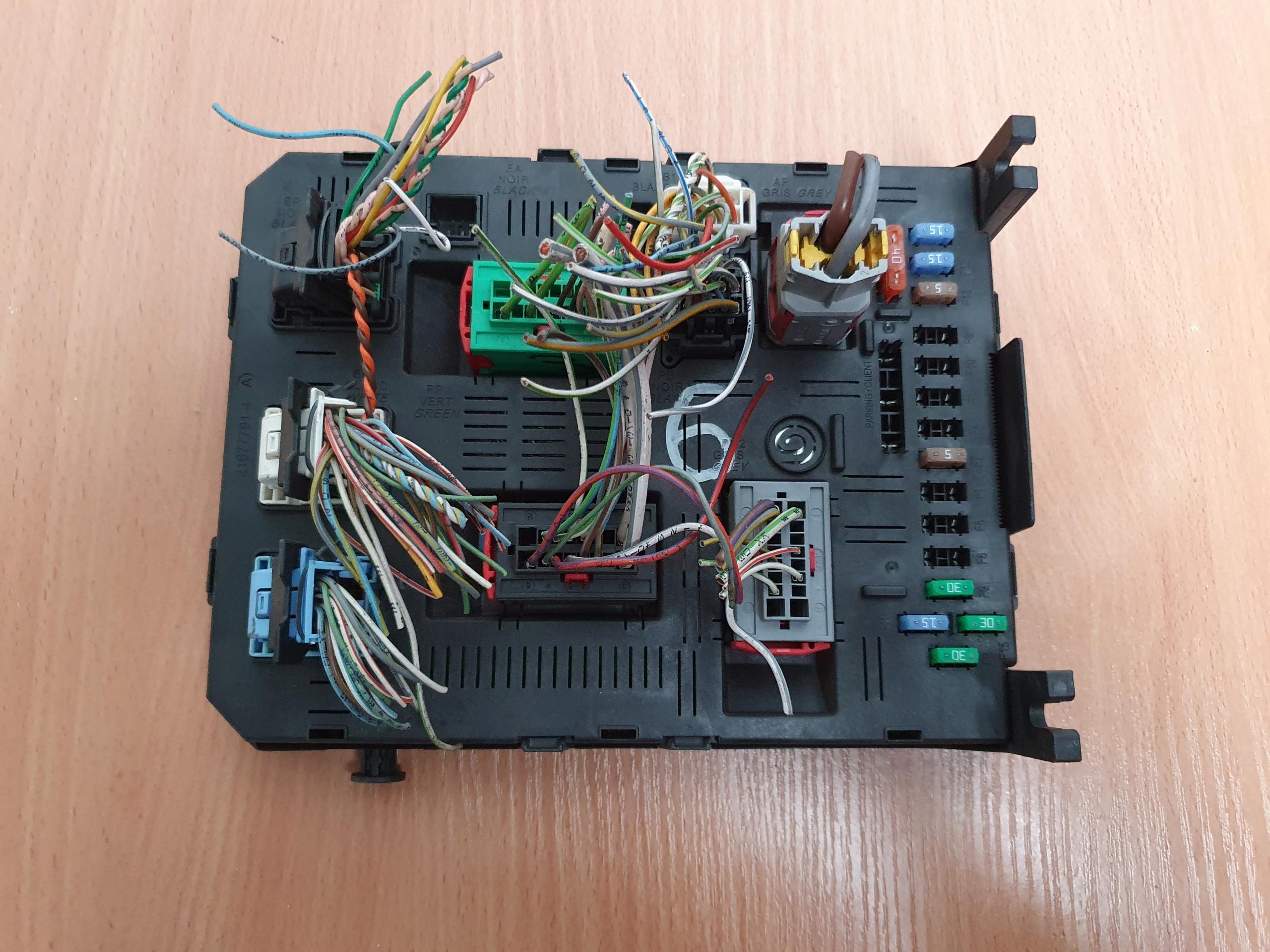 Модуль контроллера коробки BSI 9658158780 C4 C5