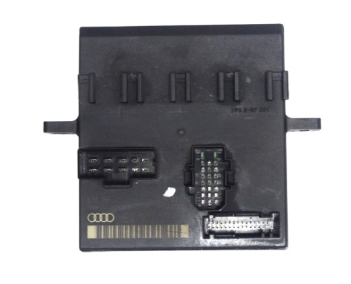 Audi A4 B6 / B7 8E0907279F Модуль / контроллер света