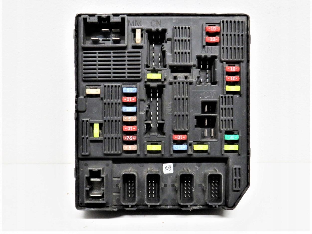 284B62342R JR95 - МОДУЛЬ USM RENAULT SCENIC III БЛОК ЗАПОБІЖНИКІВ