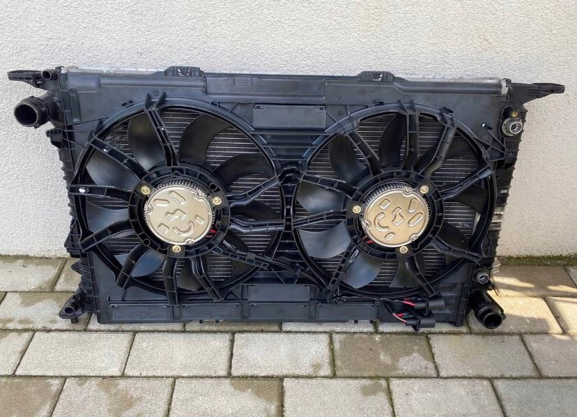 95B959455 95B121003A - Macan 3.0 3.6 комплект вентиляторів охолодження 95b121003
