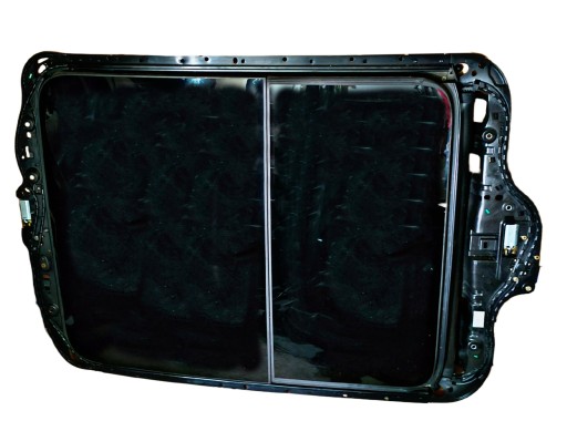 Люк Maserati Levante в сборе в 2021 году.