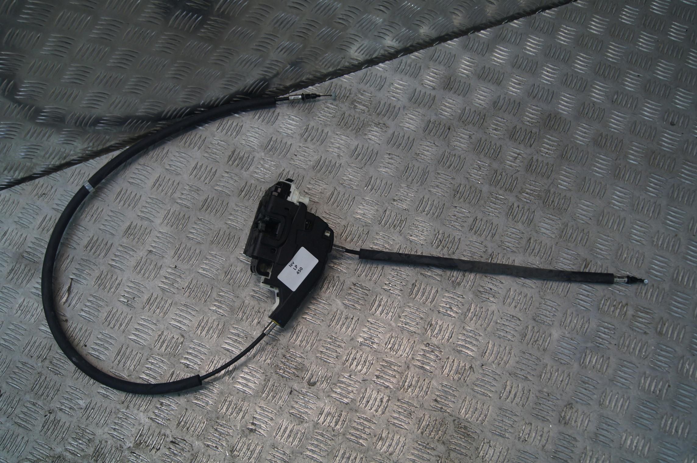 Maserati Levante замок двери передний левый