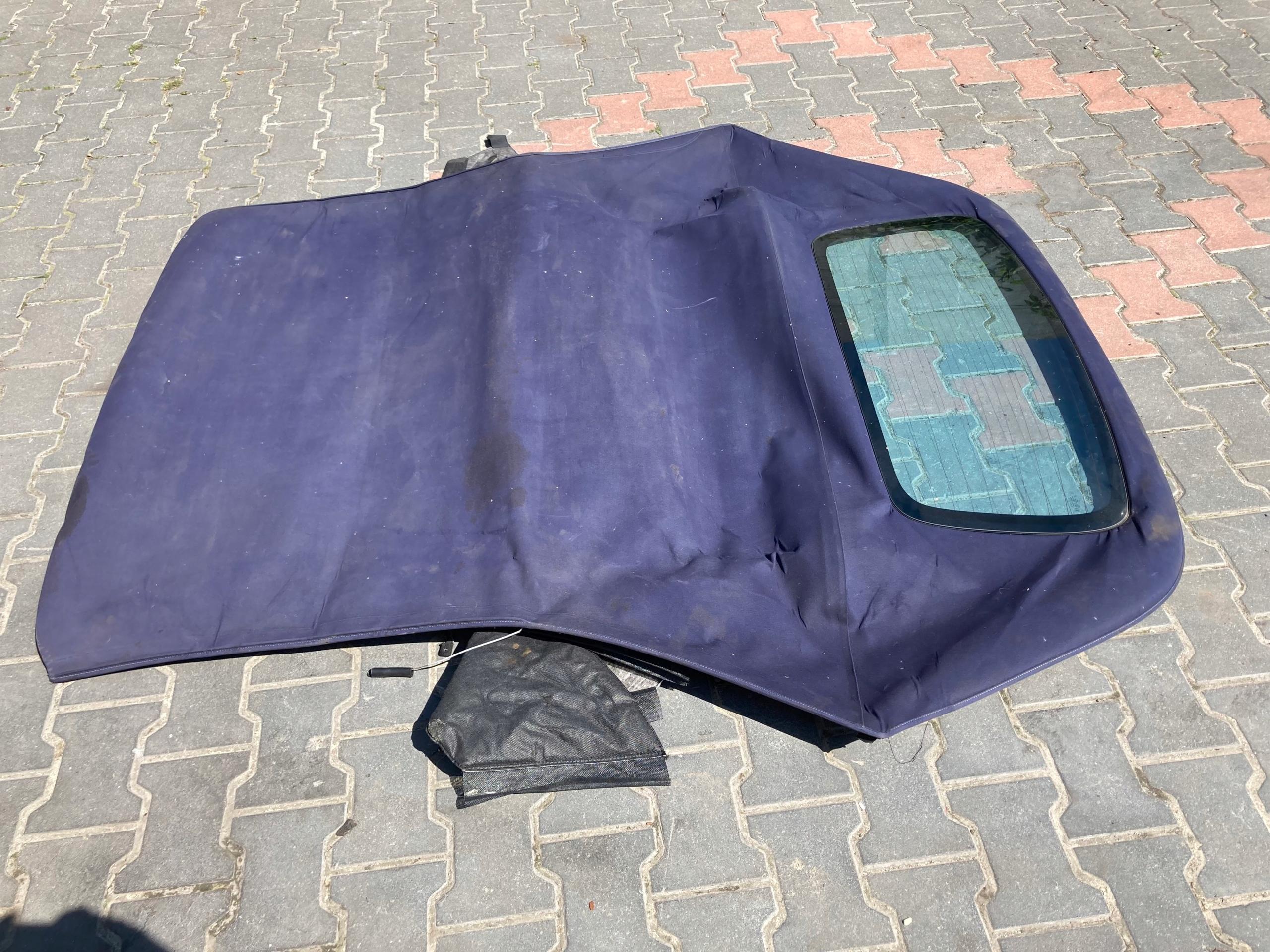 A2085215 - Матеріал скла даху Mercedes W208 CLK