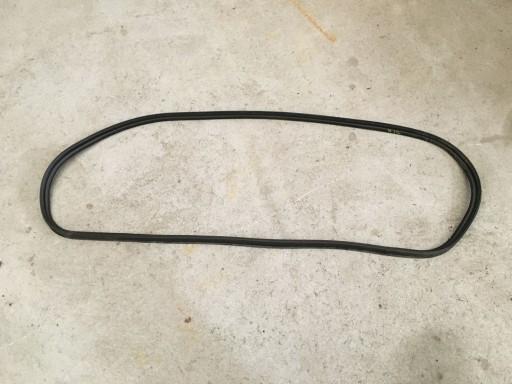 Mazda 3 IV 19-уплотнение крышки багажника седан США