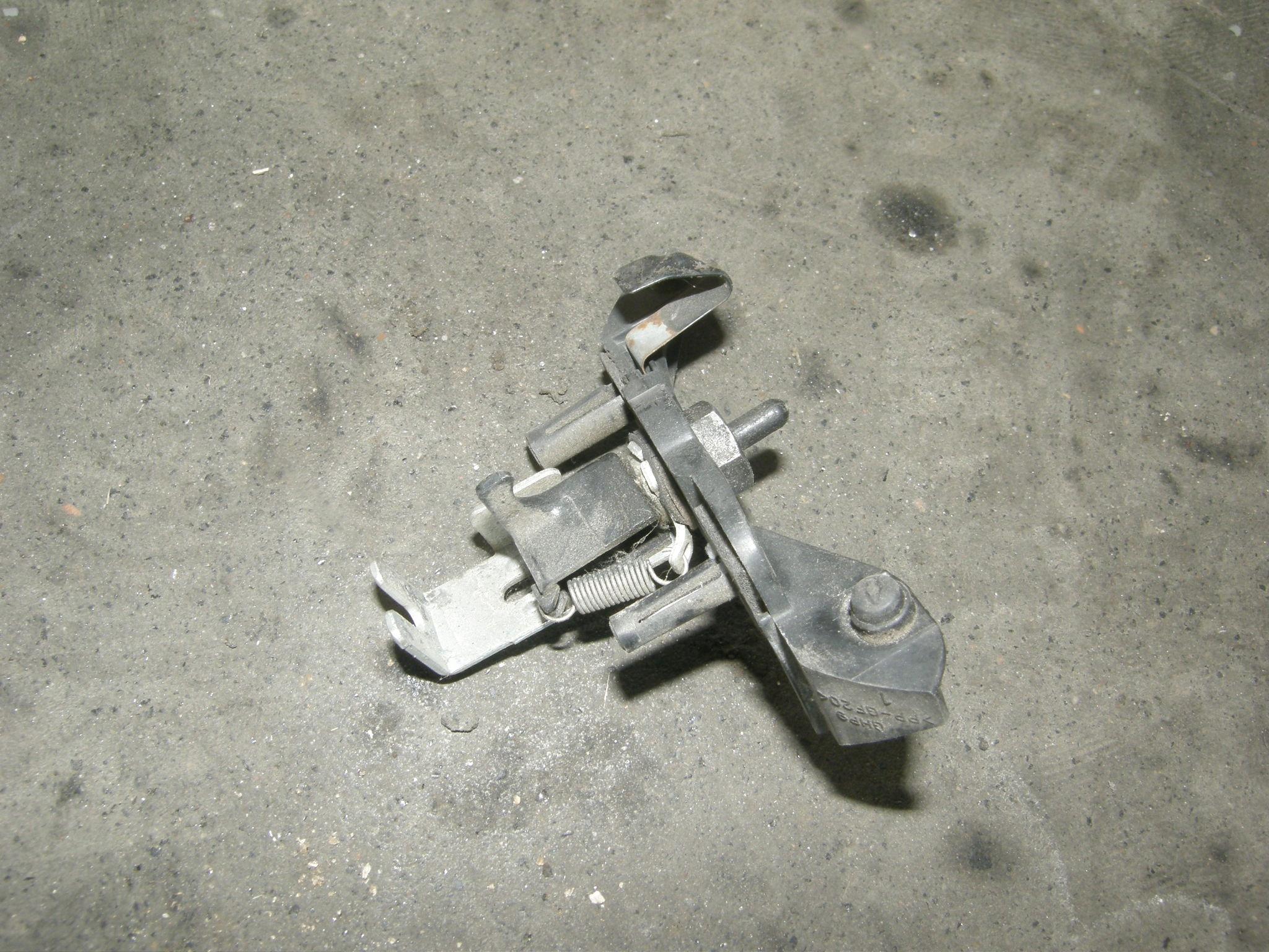 4B12 - Mazda 6 2015 - GJ Універсал замок кришки паливного бака