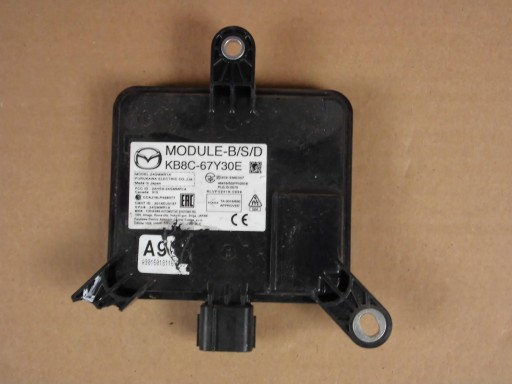 KB8C-67Y30E - Mazda CX5 II KF 2017 + датчик слепых зон kb8c67y30e