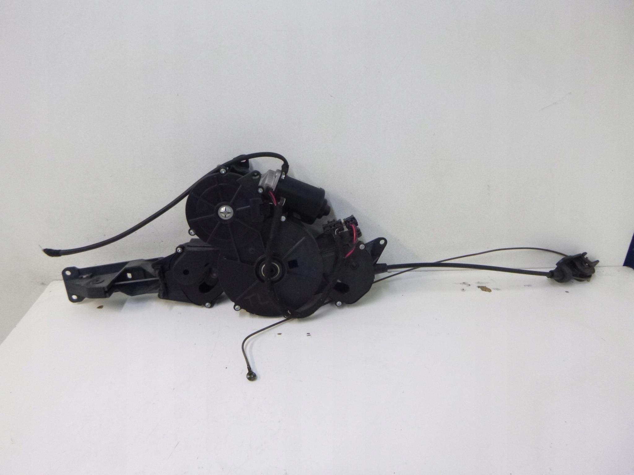 1489111080 - Механізм двигуна розсувних дверей Citroen C8