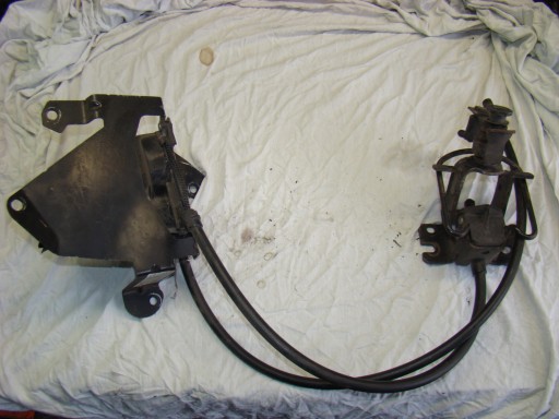 Механізм підйому запасного колеса