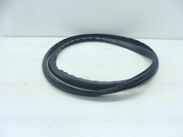 3 - Megane III HB 5 D уплотнитель двери передний левый