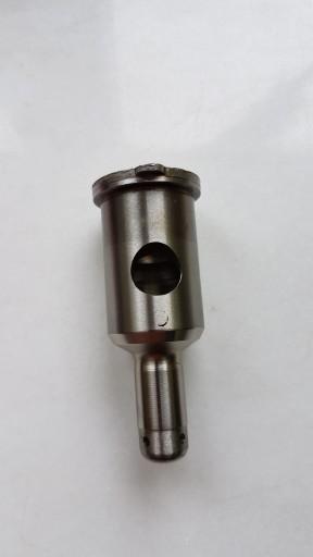 07261 - Mercedes 240D, предварительная камера двигателя 6160100152