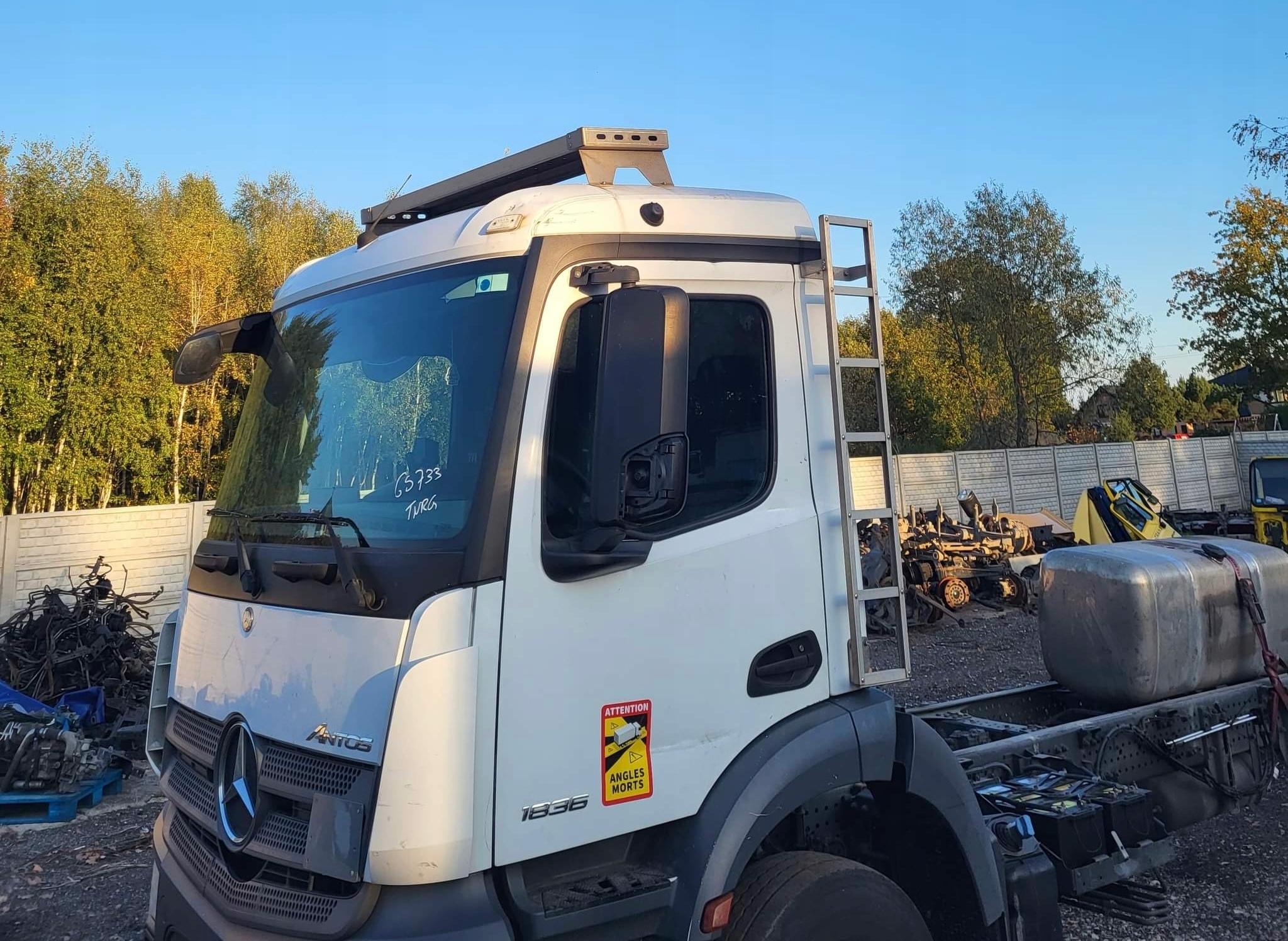 Mercedes Actros Antos AROCS будівельна кабіна