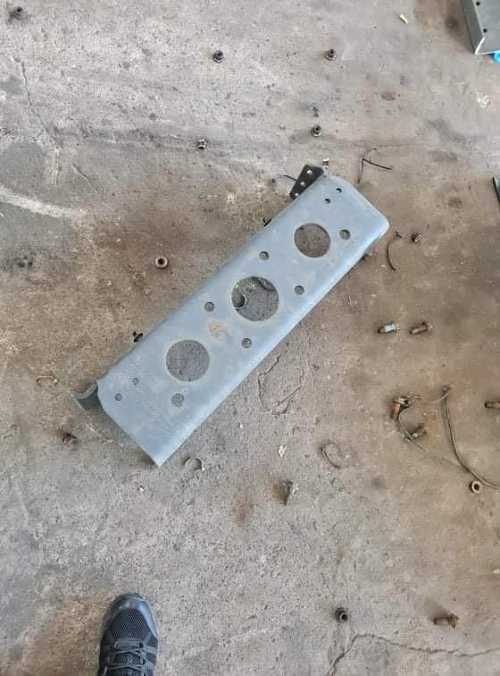 9413121135M - Mercedes Actros Axor задня балка