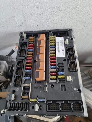 A0004469758 - Модуль запобіжників Mercedes Actros