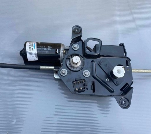 1247800407 - Mercedes-Benz E W124 1991 Мотори люка