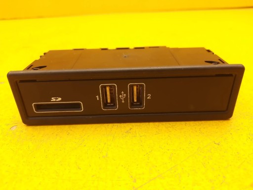 Mercedes-Benz E W213 W290 ВХІД USB РОЗ'ЄМ A2138200401