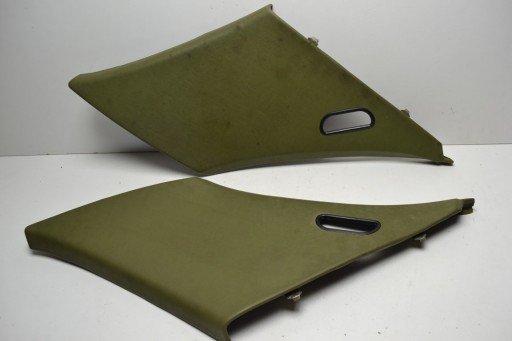 Mercedes C123 Coupe Накладки на задні стійки, задні С