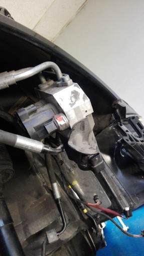 Mercedes CL 63 AMG W216 07R-блок клапанів ABC задній