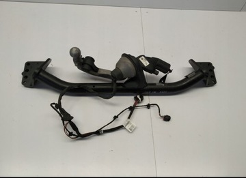 Фаркоп Mercedes CLA W118 з електроприводом