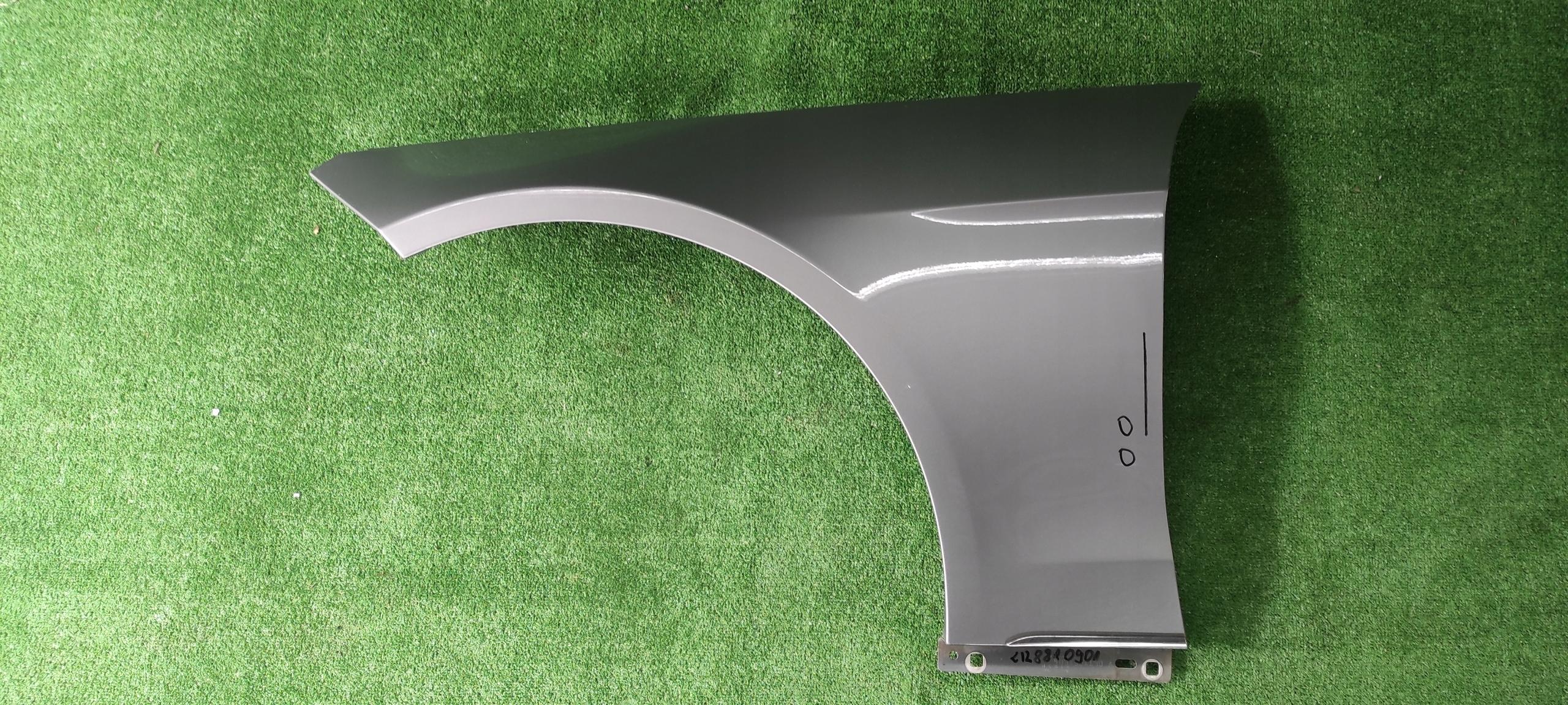 A2128810901 - Mercedes E Клас В 212 Крило Переднє Ліве Любань