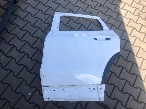 Mercedes gla 247 задняя дверь слева левая слева