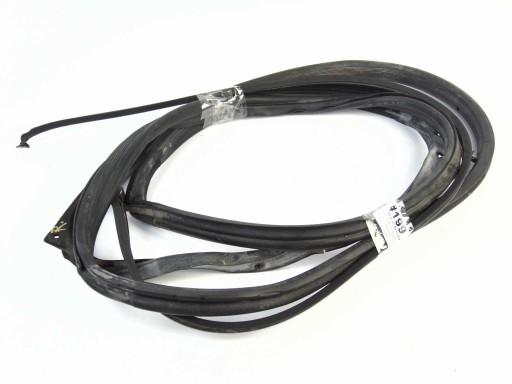 Mercedes S W140 резиновая прокладка двери правая задняя