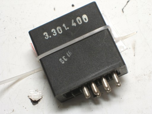 Mercedes SE 380 Реле ТНВД 3.301.400