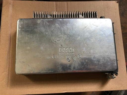 0280001006 - Мерседес SL 280 W107 250 CE W114 W115 модуль Bosch