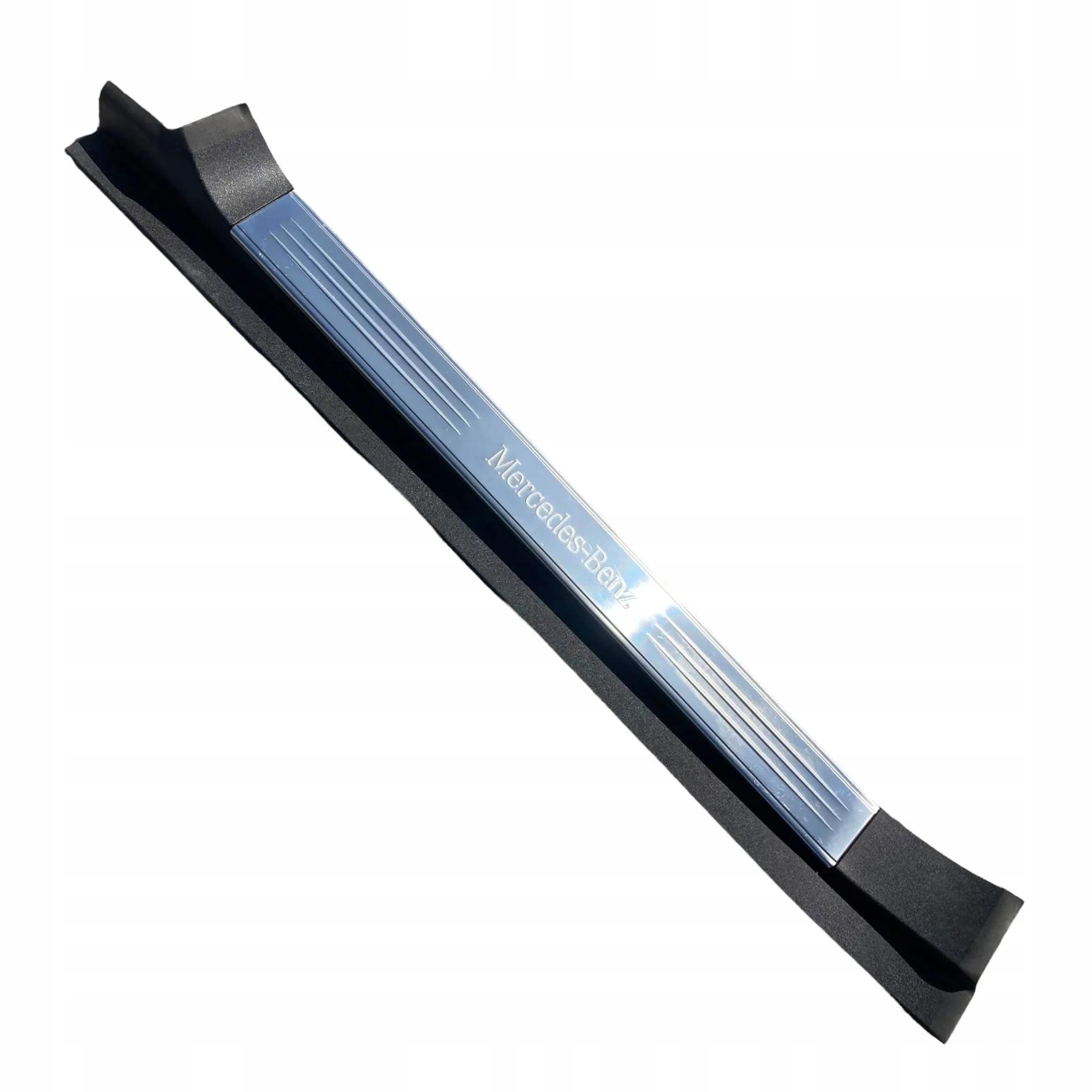 A2306801735 - Mercedes SL R230 накладка порога левая 2306801735