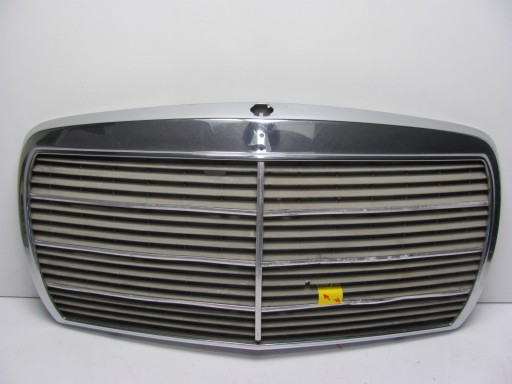 Решітка радіатора Mercedes W123 Grill