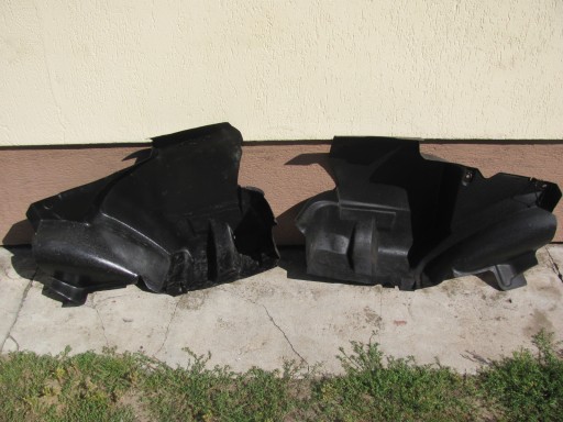 Мерседес W123 Седан Бокова оббивка багажника права + ліва сторони