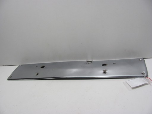 Mercedes W123 W126 Рамка номерного знака передняя