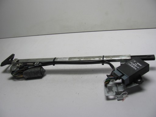 Mercedes W124 C124 Coupe CE Диспенсер правого ременя