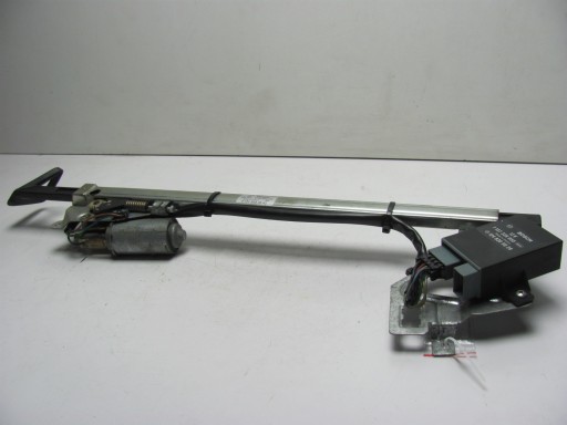 Mercedes W124 C124 Coupe CE Правый дозатор ремня